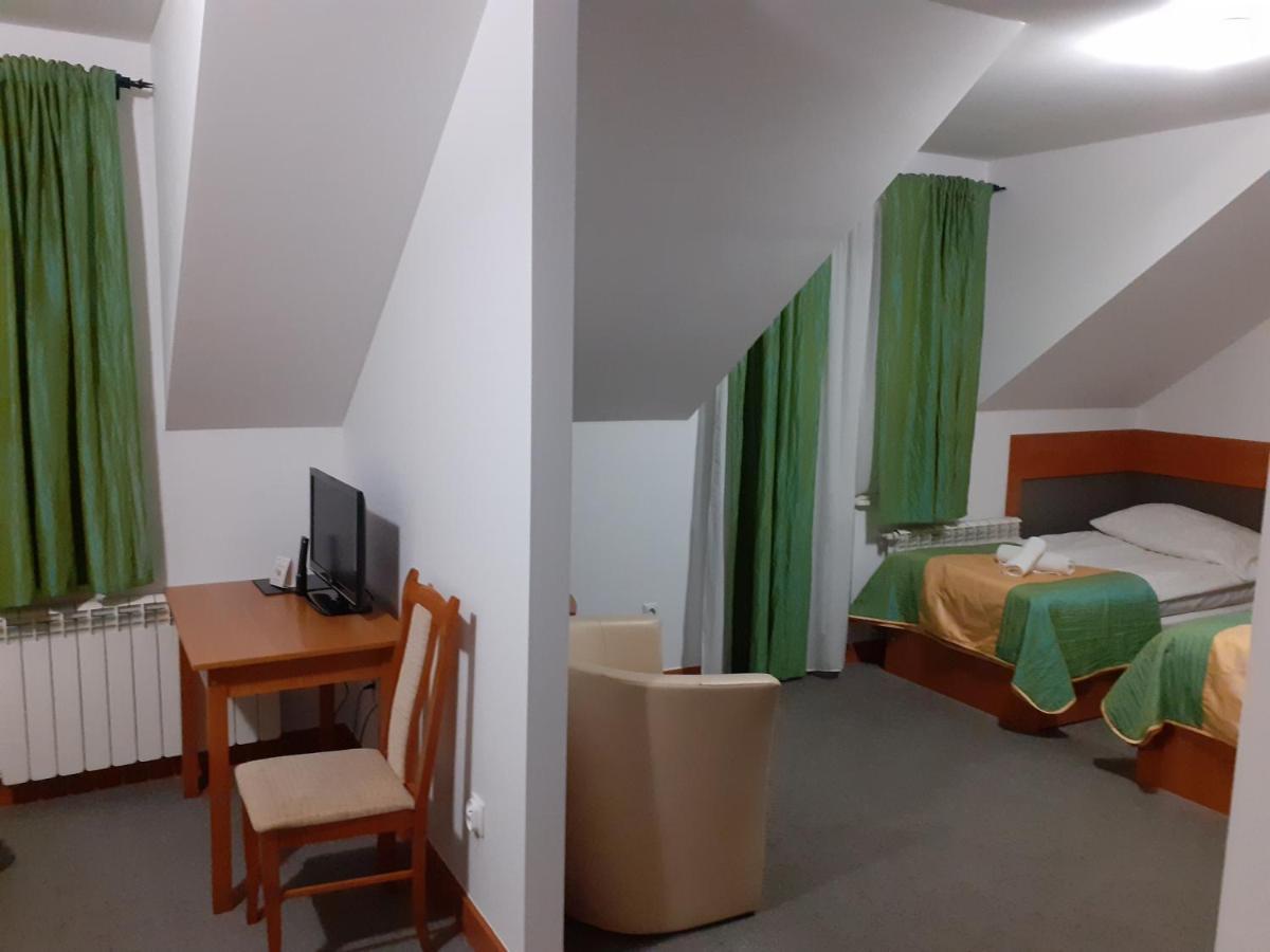 Aparthotel Arkadia Płock Exteriör bild