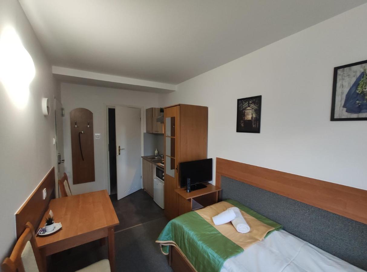 Aparthotel Arkadia Płock Exteriör bild